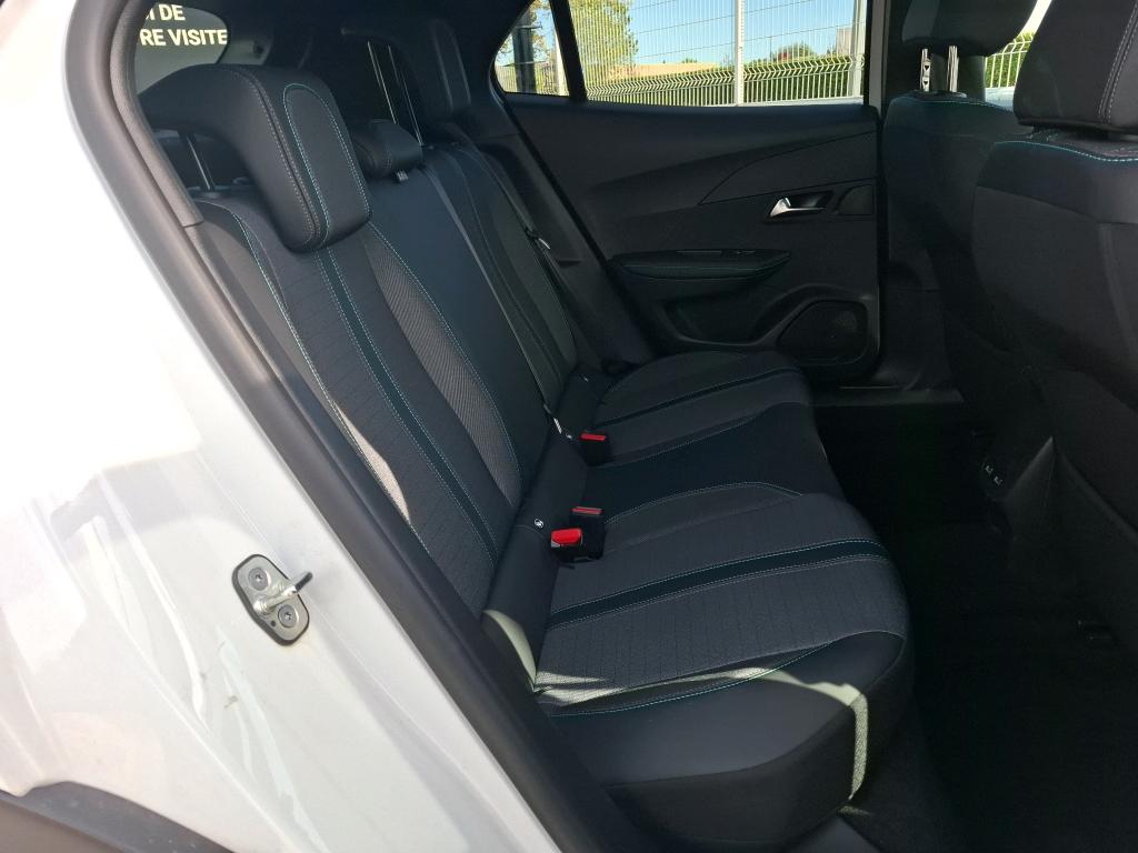 Peugeot 2008 PureTech 130 S&S EAT8 Allure Pack 2023