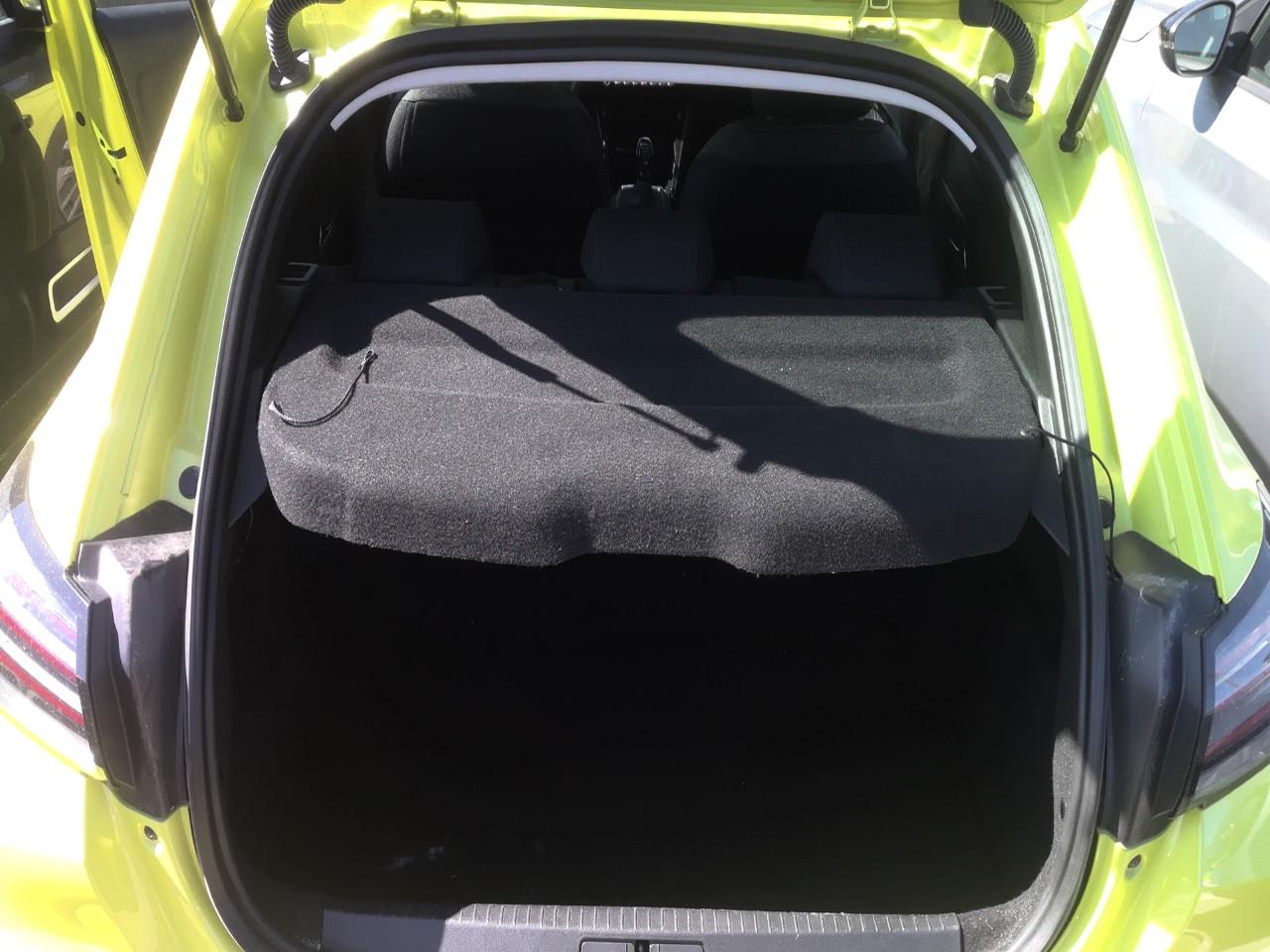 Foto Peugeot 208 7