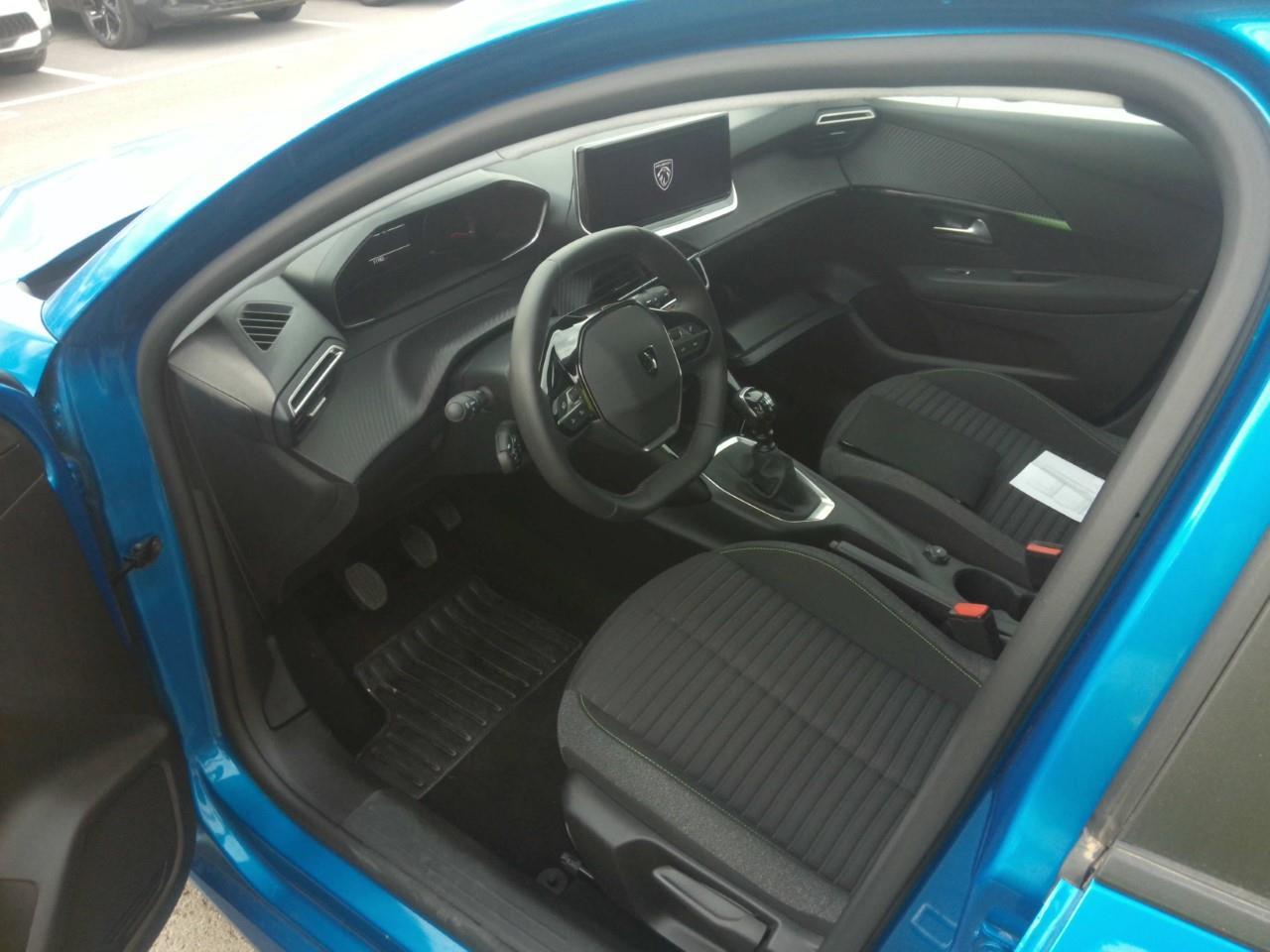 Foto Peugeot 208 3