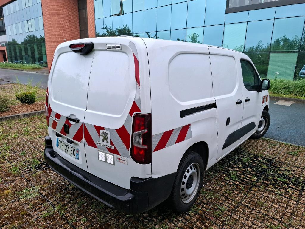 Peugeot PARTNER FOURGON LONG 950 KG BLUEHDI 130 S&S EAT8 ASPHALT 2021