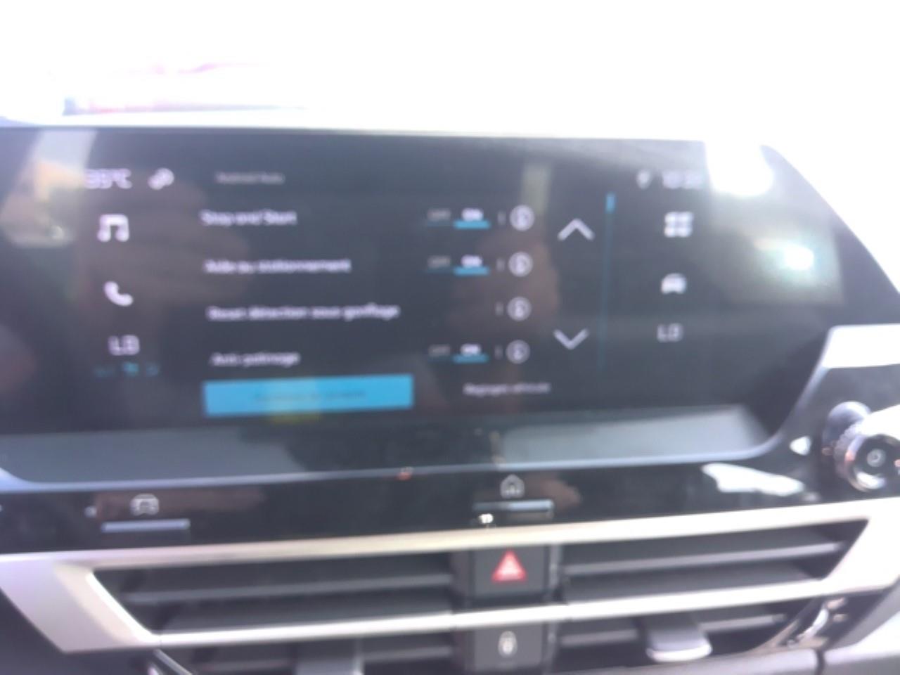 Foto Citroën C4 X 8