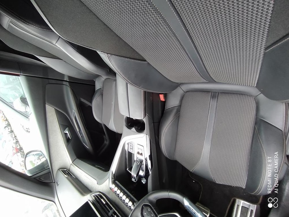 Foto Peugeot 5008 10