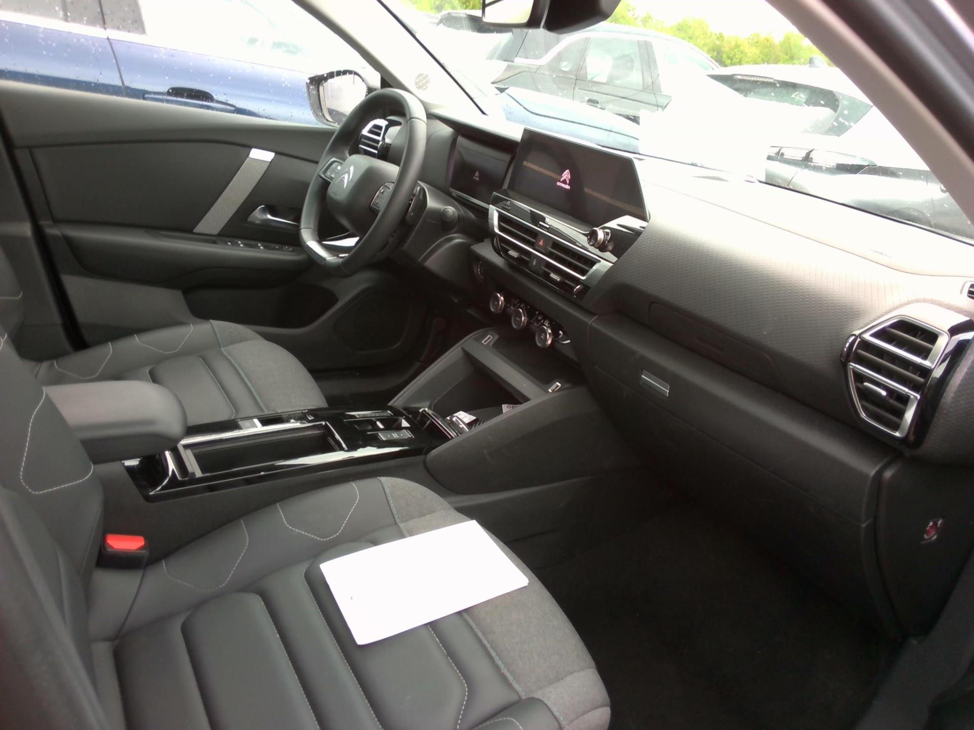 Citroen C4 PureTech 130 S&S EAT8 Shine 2023