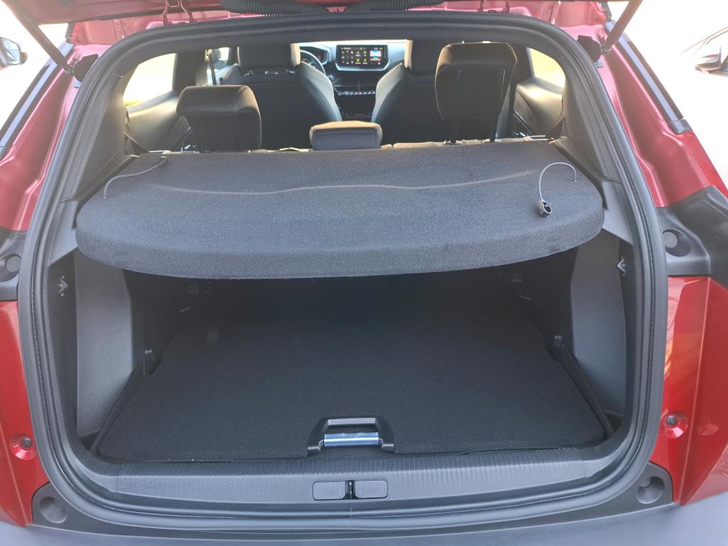 Peugeot 2008 PureTech 130 S&S EAT8 GT 2024