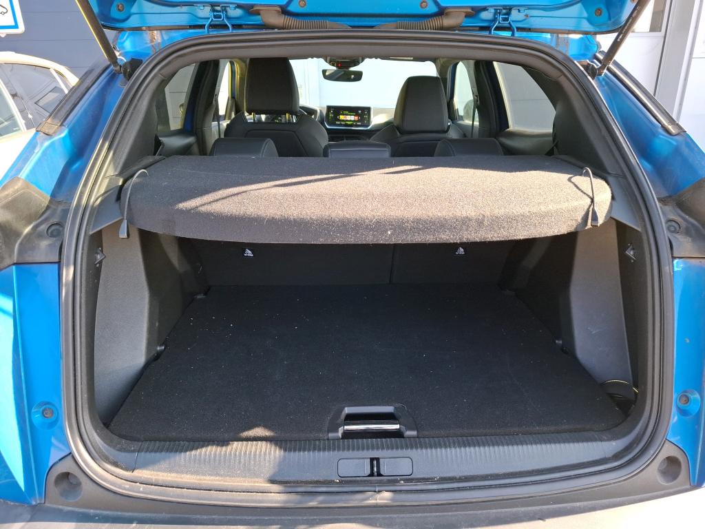 Peugeot 2008 BlueHDi 130 S&S EAT8 GT 2020