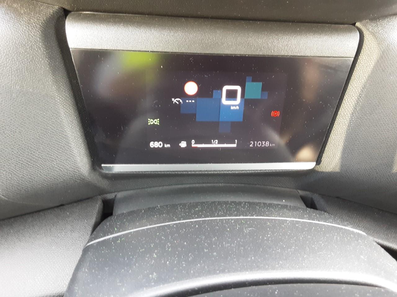 Foto Citroën C4 X 10
