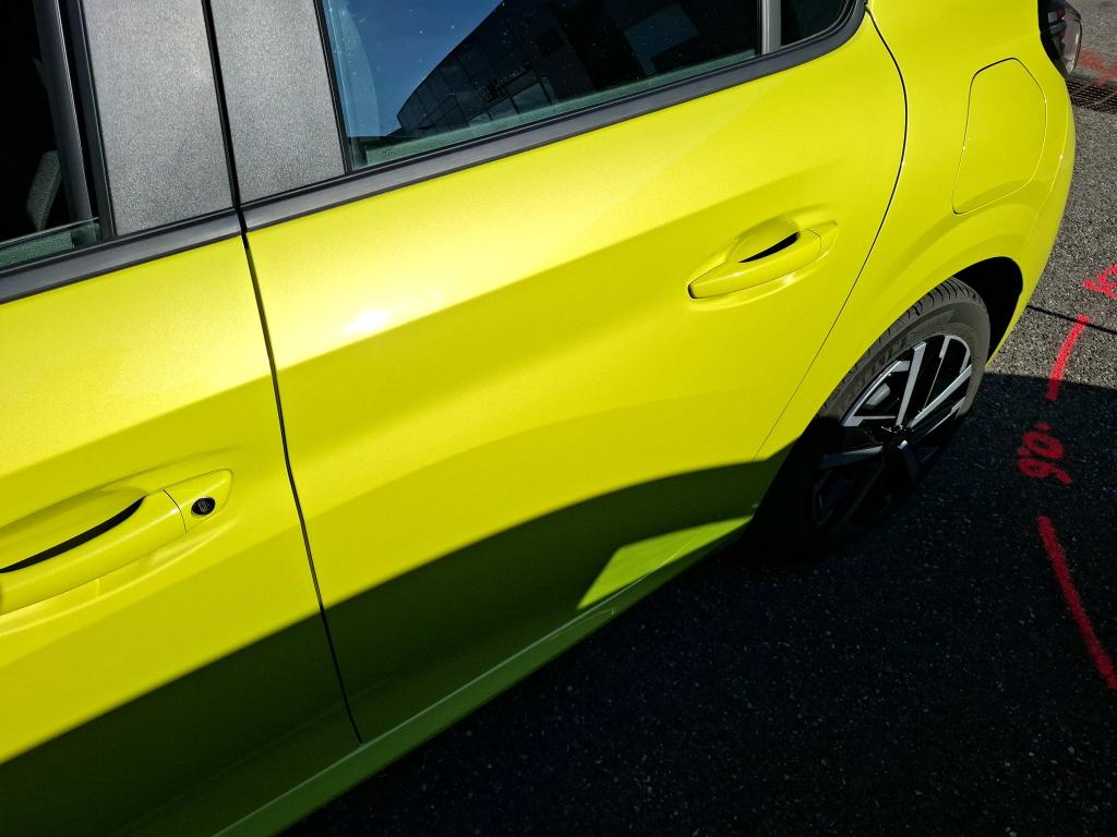 Peugeot 208 PureTech 100 S&S BVM6 Active 2024