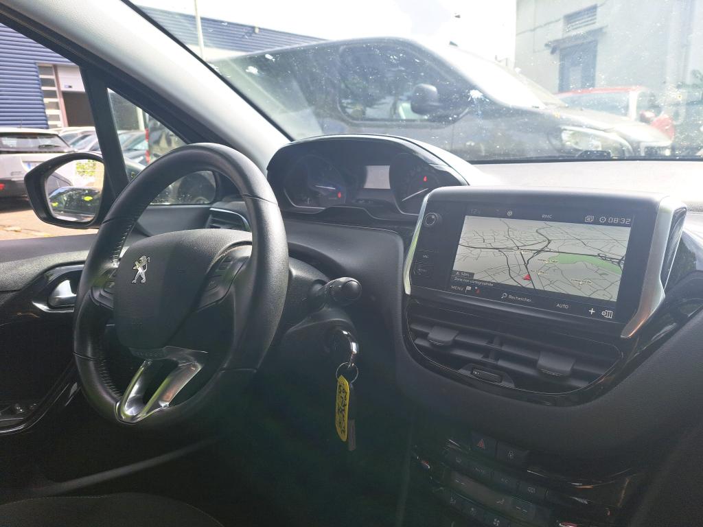 Peugeot 208 PURETECH 82 S&S BVM5 ACTIVE BUSINESS R' 2019