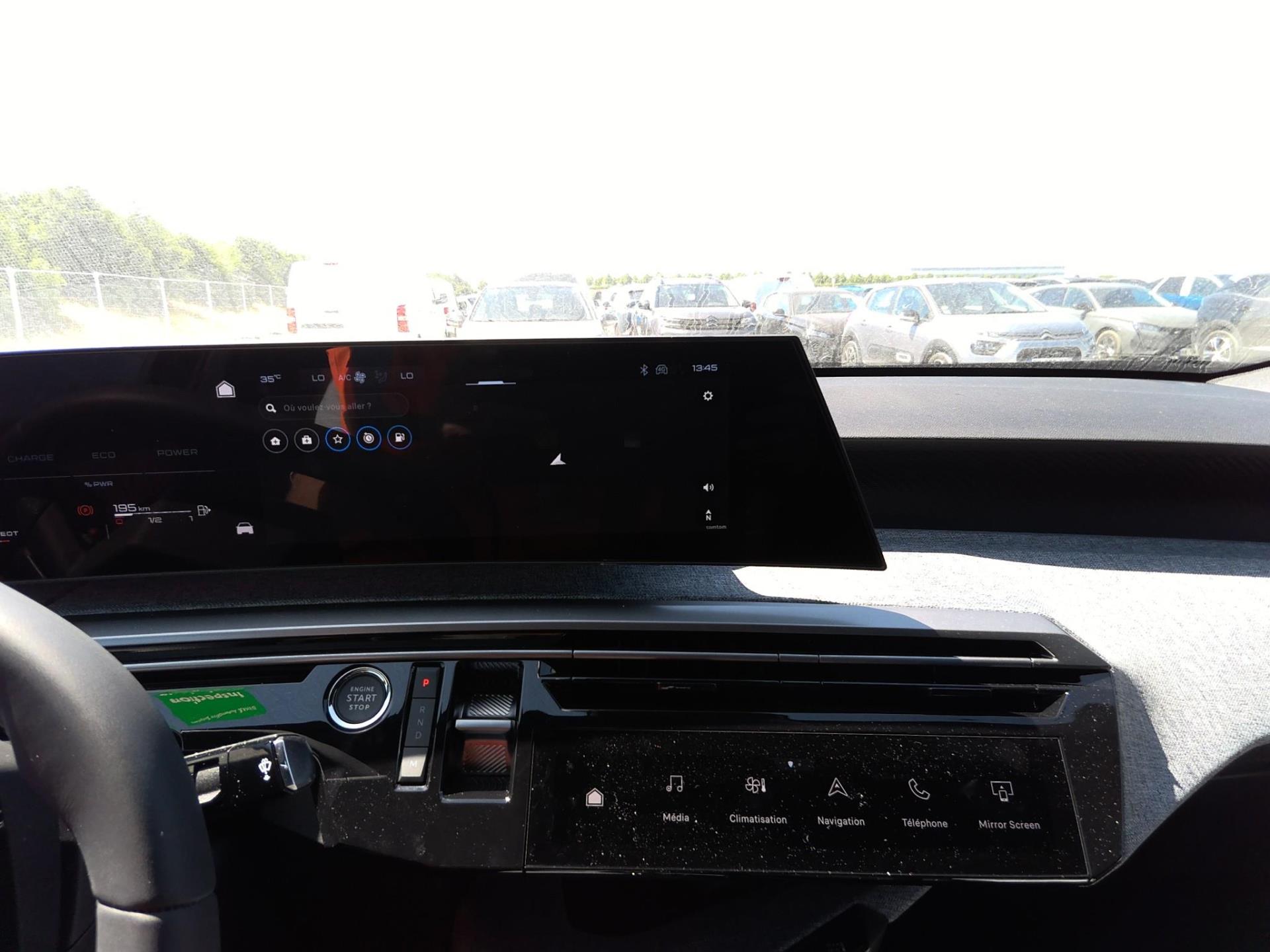 Peugeot 3008 Hybrid 145 e-DCS6 Allure 2025