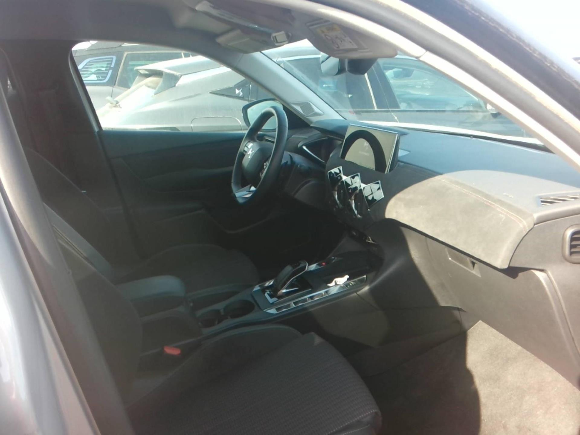 DS DS 3 PureTech 130 EAT8 Performance Line 2024