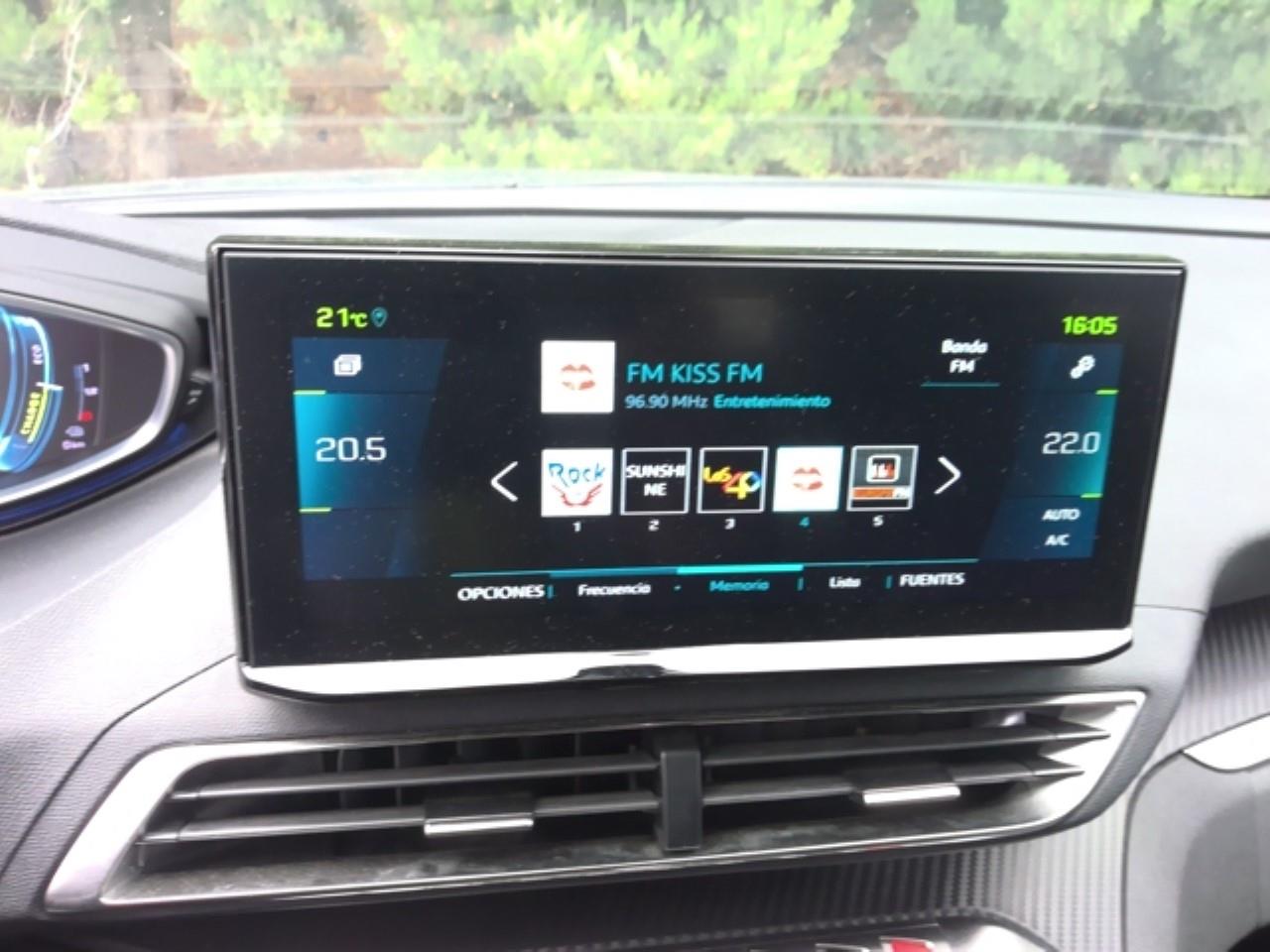 Foto Peugeot 3008 Plug-in Hybrid 7