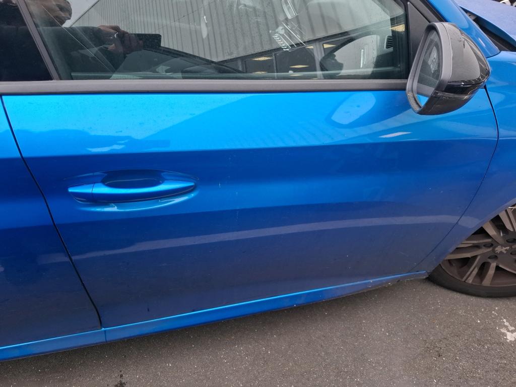 Peugeot 208 PureTech 130 S&S EAT8 Allure Pack 2022