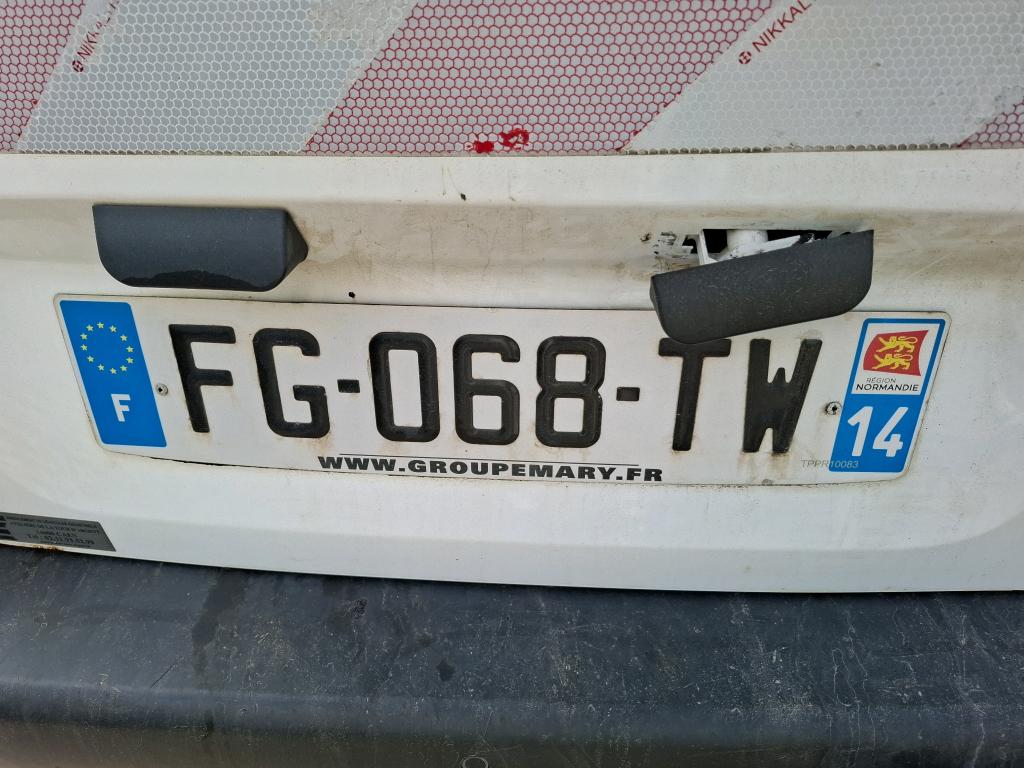 Peugeot PARTNER FOURGON STANDARD 650 KG BLUEHDI 100 S&S BVM5 PREMIUM 2019