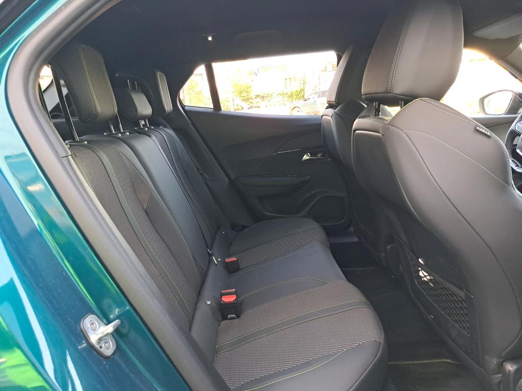 Peugeot 2008 Hybrid 145 ch e-DCS6 GT 2025