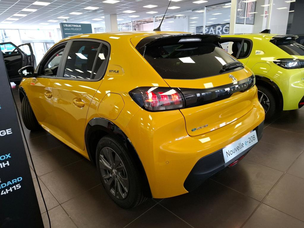 Peugeot 208 Electrique 50 kWh 136ch Style 2023