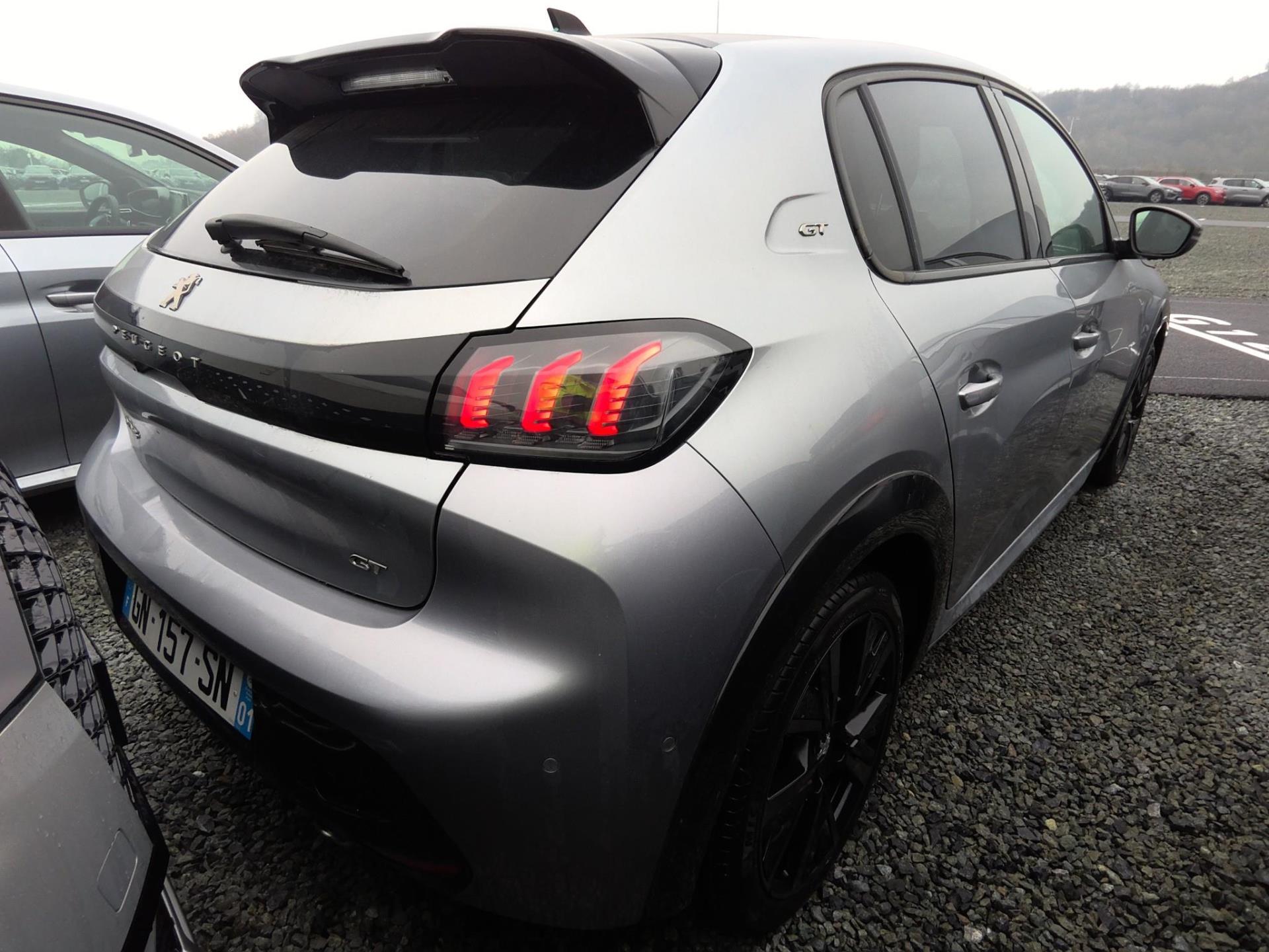 Peugeot 208 PureTech 100 S&S EAT8 GT 2023