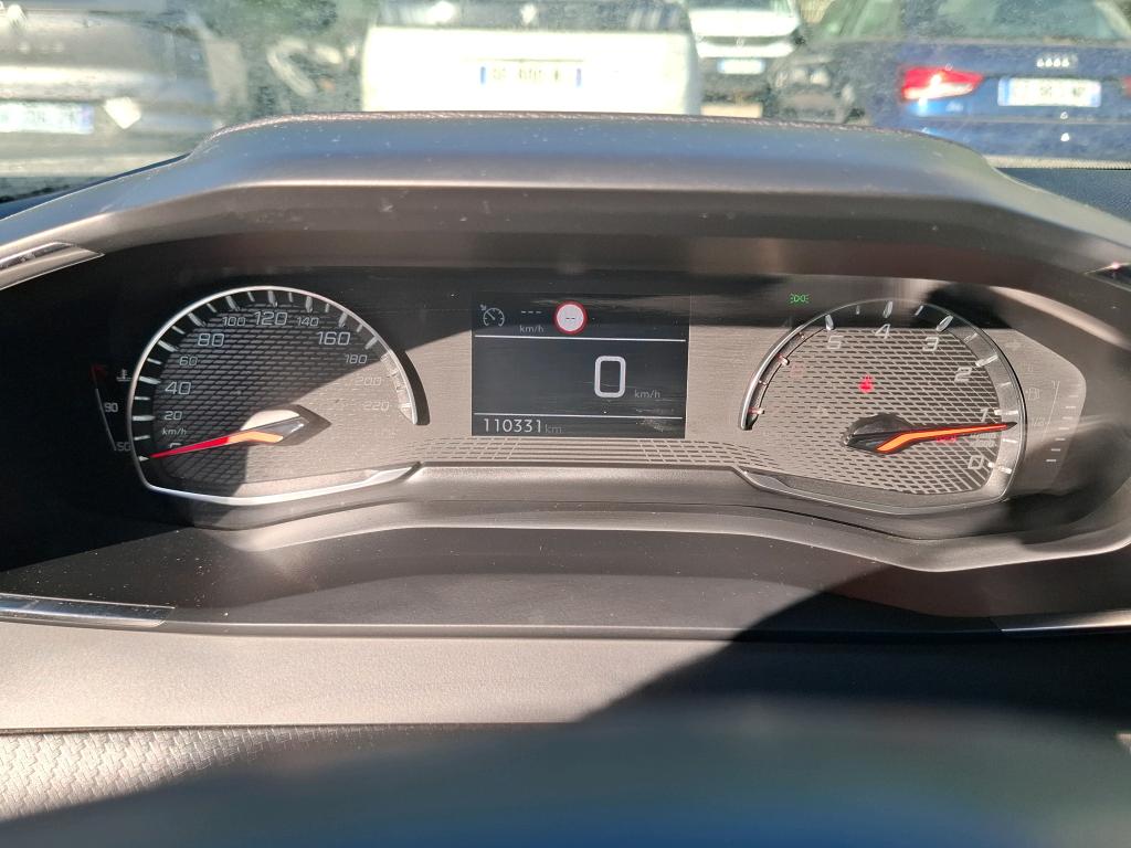 Peugeot 2008 BlueHDi 110 S&S BVM6 Active Pack 2022