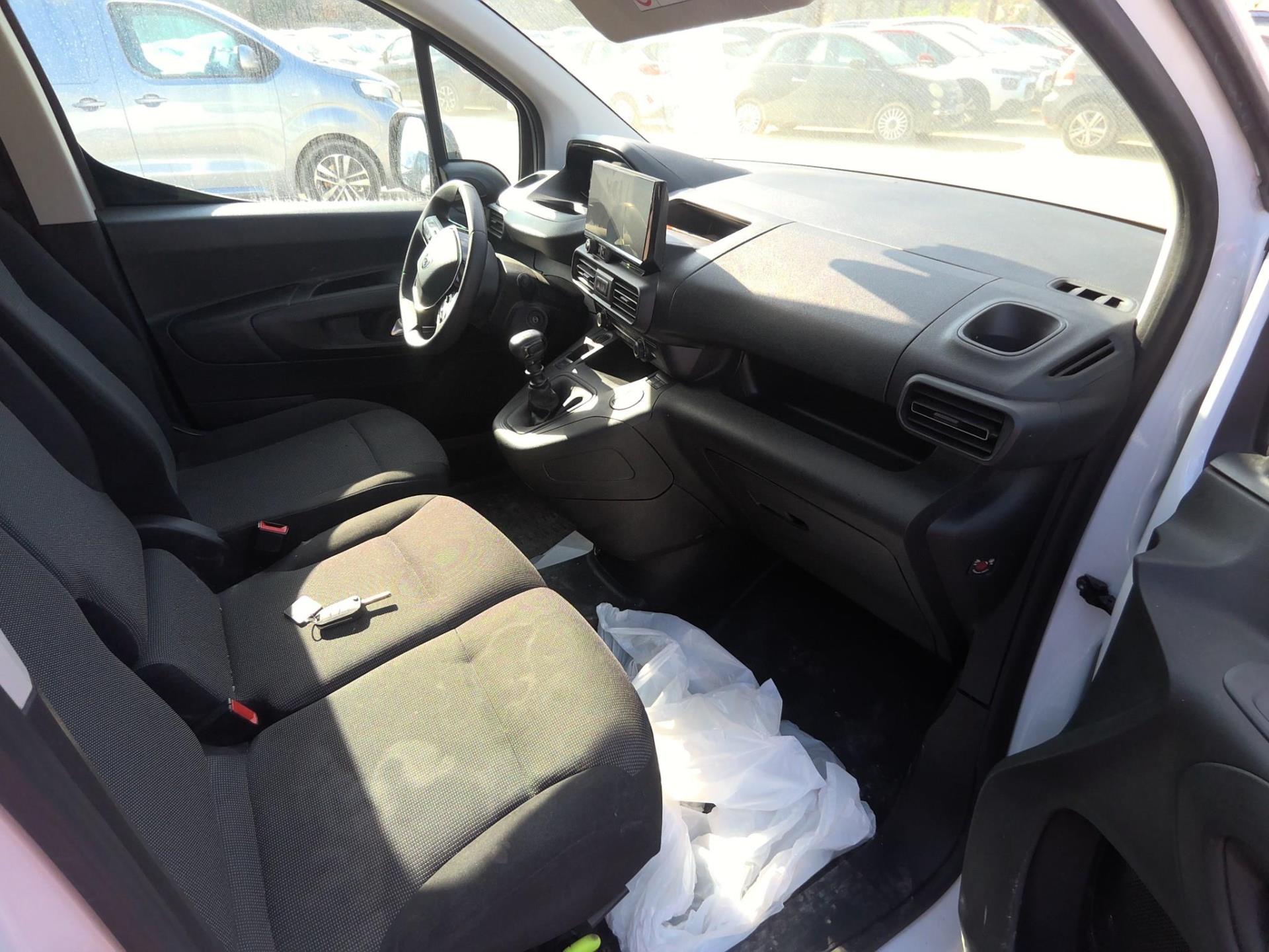 Peugeot PARTNER FOURGON XL 950 KG BLUEHDI 100 S&S BVM6  2024