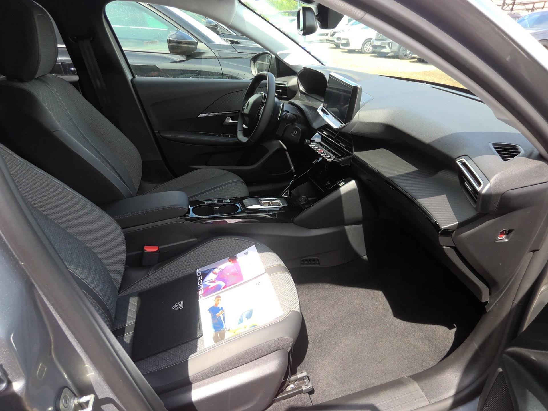 Peugeot 208 Hybrid 110 ch e-DCS6 Allure 2025