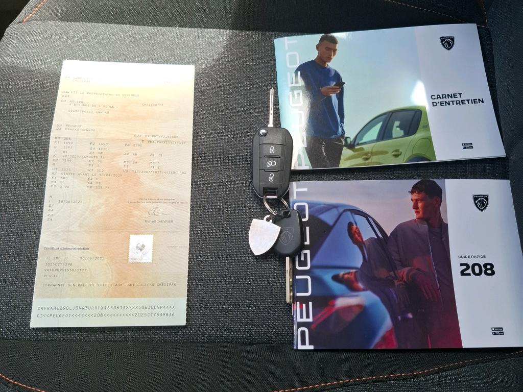 Peugeot 208 Hybrid 110 ch e-DCS6 Style 2025