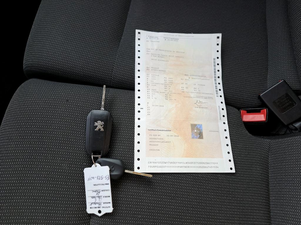 Peugeot PARTNER FOURGON STANDARD 650 KG BLUEHDI 100 S&S BVM5 PREMIUM 2020