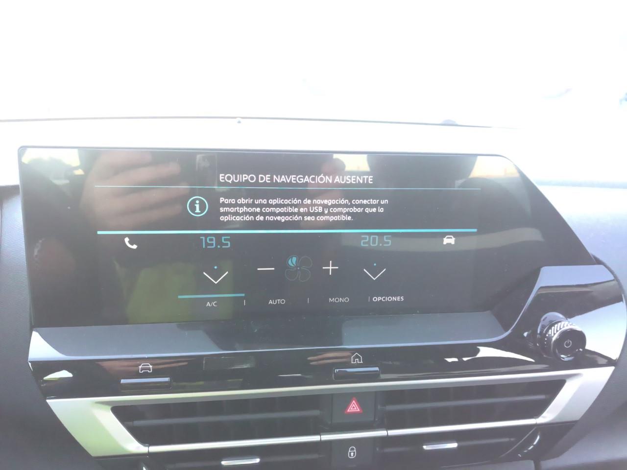 Foto Citroën C4 X 8
