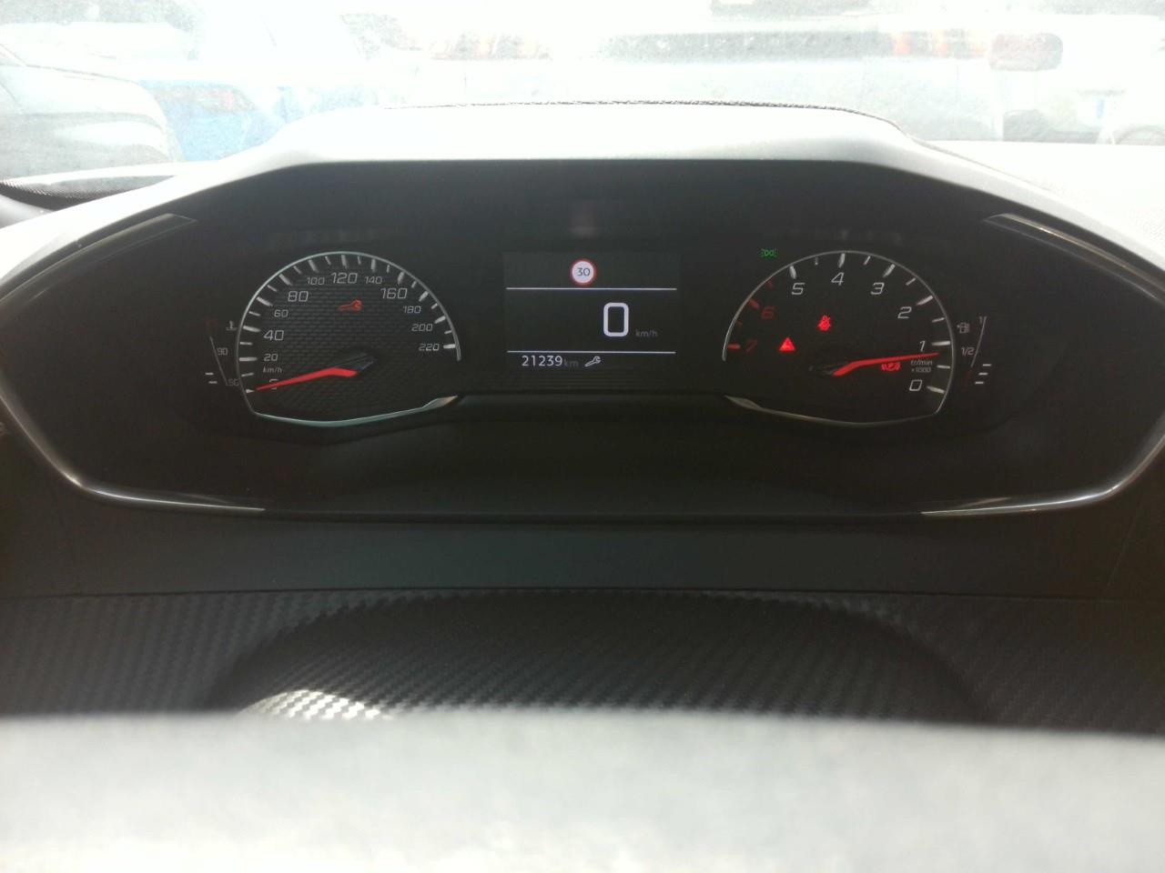 Foto Peugeot 2008 5