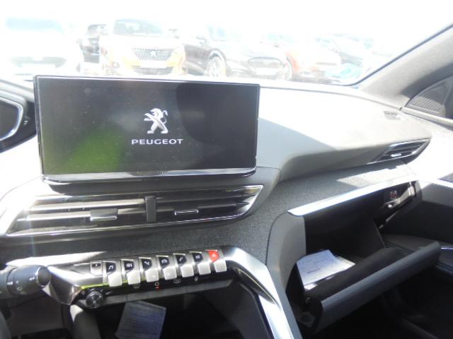 Foto Peugeot 3008 Hybrid 8