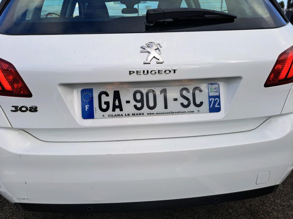 Peugeot 308 BlueHDi 130ch S&S EAT8 Active Business 2021