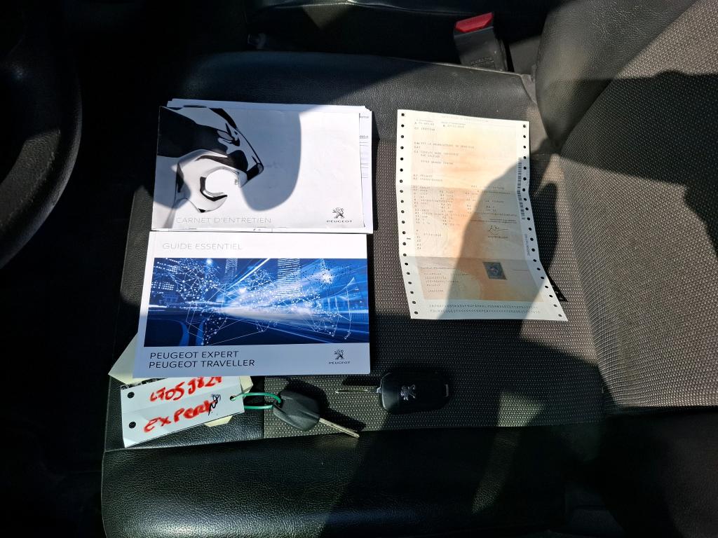 Peugeot EXPERT FGN TOLE STANDARD 2.0 BLUEHDI 120 S&S BVM6 PREMIUM 2020