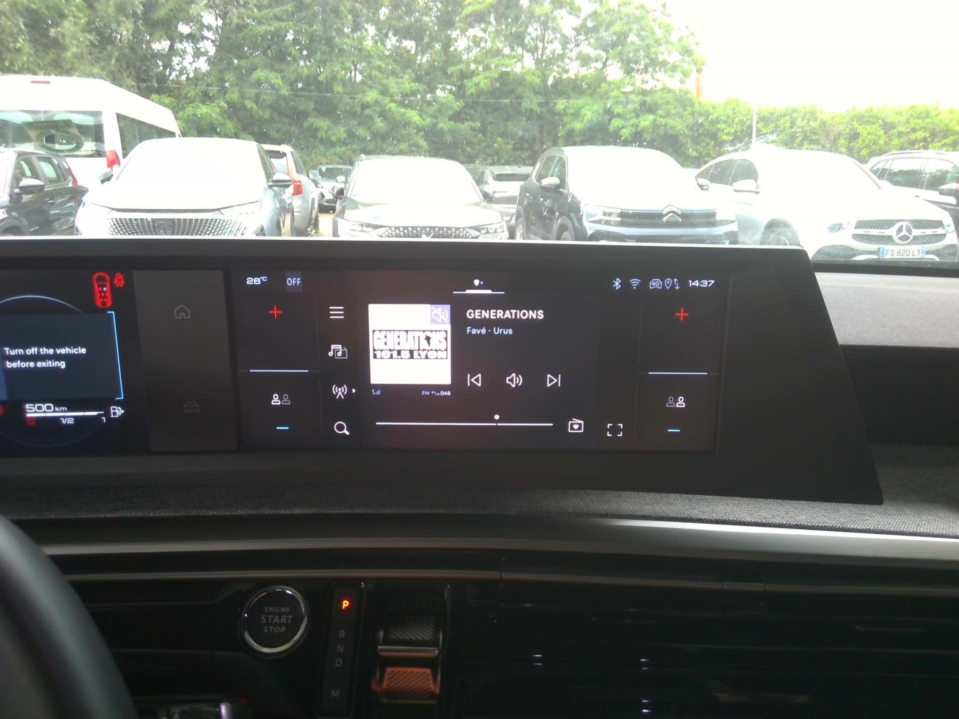 Peugeot 5008 Hybrid 145 ch e-DCS6 Allure 2025