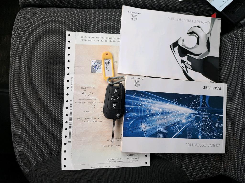 Peugeot PARTNER FOURGON LONG 950 KG BLUEHDI 100 S&S BVM5 PREMIUM 2019