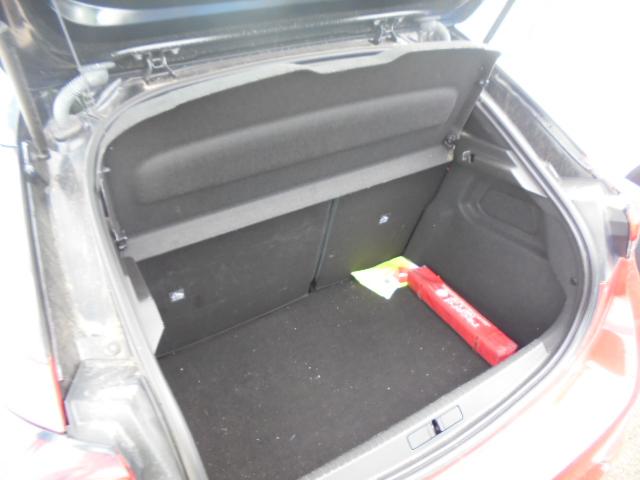 Foto Opel Corsa 12