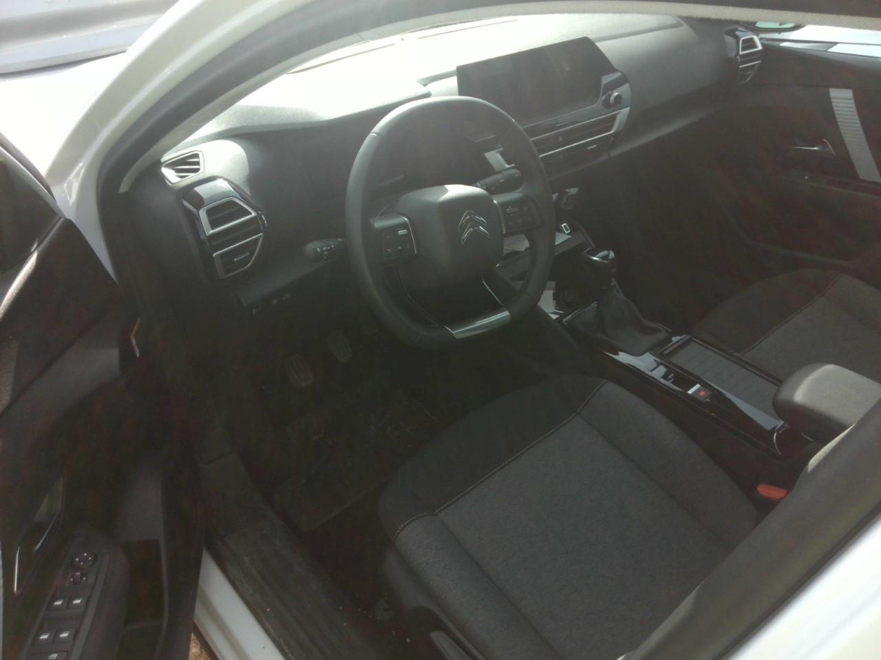 Foto Citroën C4 X 3