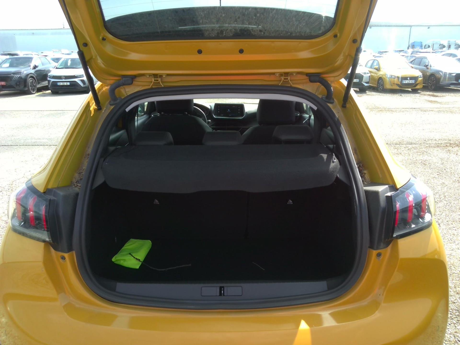 Peugeot 208 PureTech 100 S&S BVM6 Allure 2021
