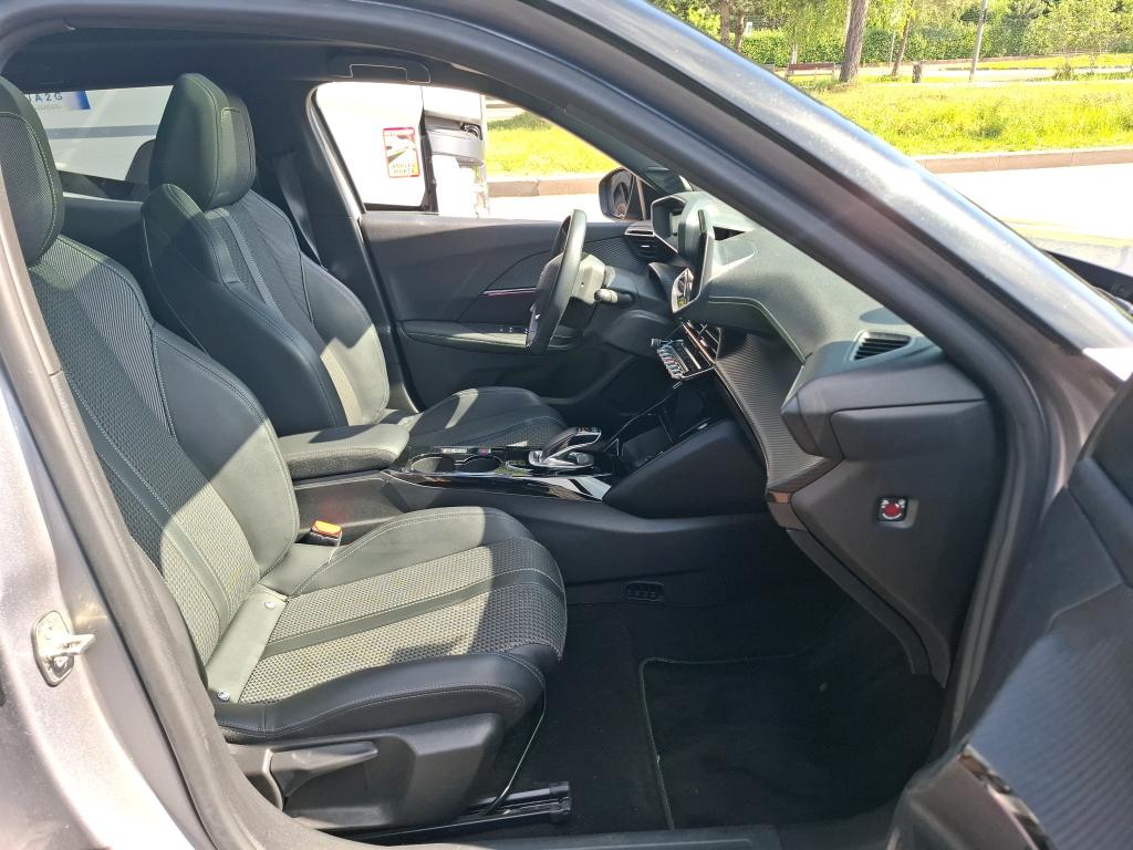 Peugeot 2008 Electrique 136 ch GT 2021