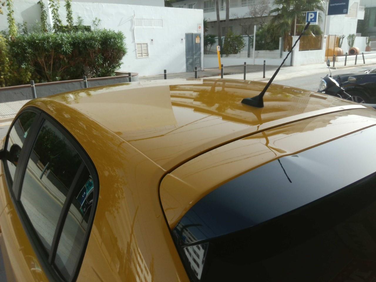 Foto Peugeot 208 11