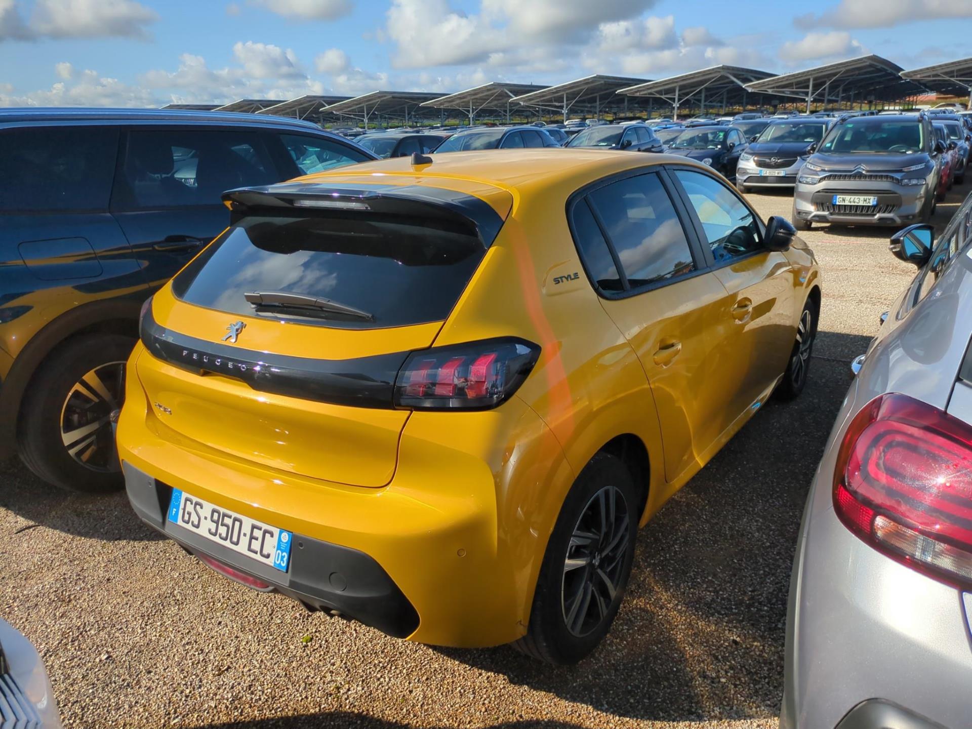 Peugeot 208 PureTech 100 S&S EAT8 Style 2023