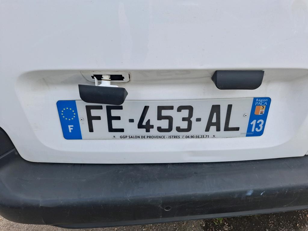 Peugeot PARTNER FOURGON STANDARD 650 KG BLUEHDI 75 BVM5 PREMIUM 2019