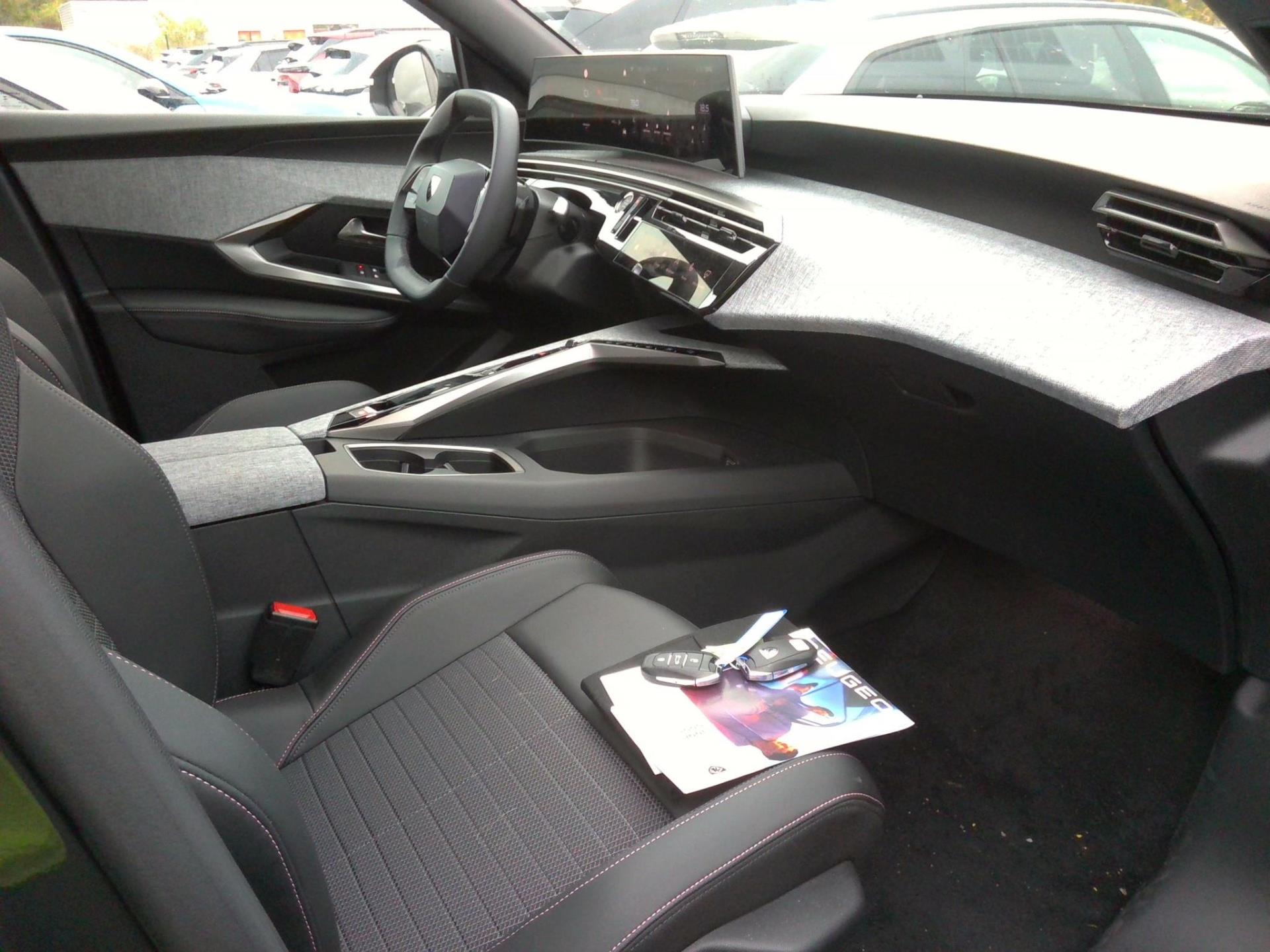 Peugeot 5008 III 