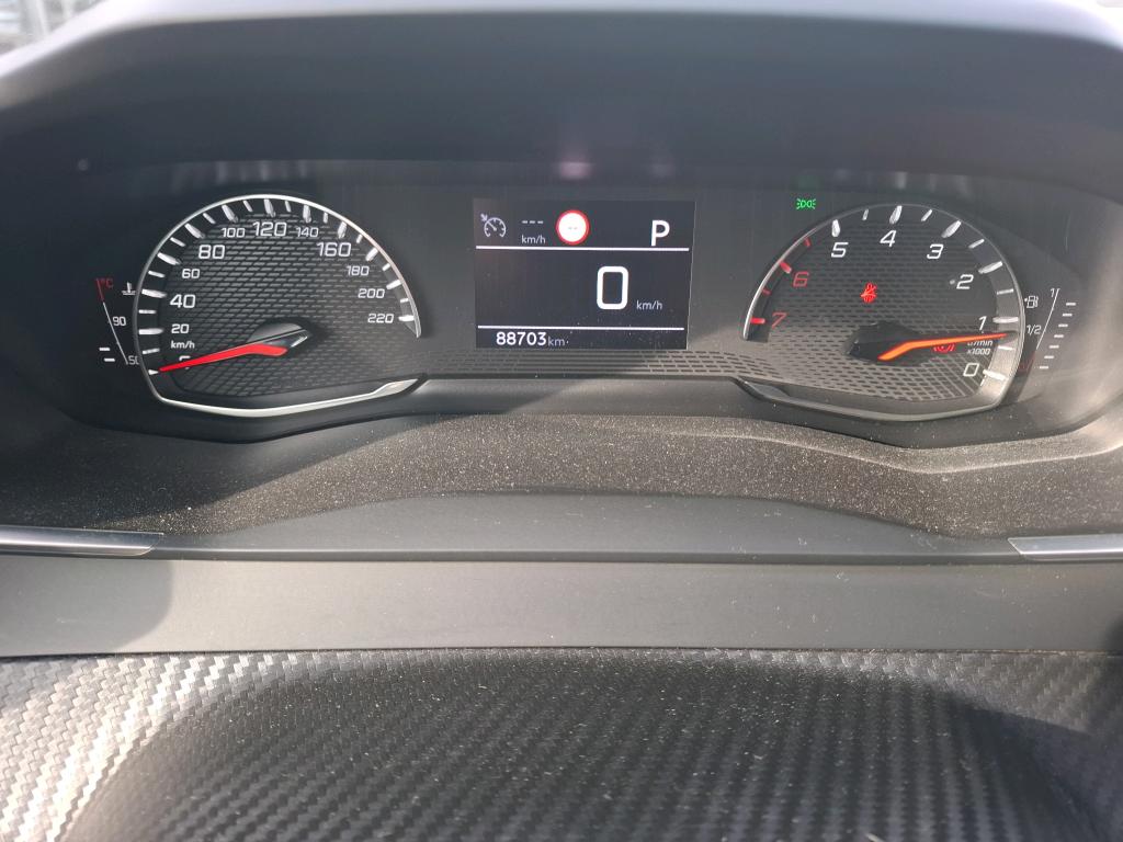 Peugeot 2008 BlueHDi 130 S&S EAT8 Allure 2021