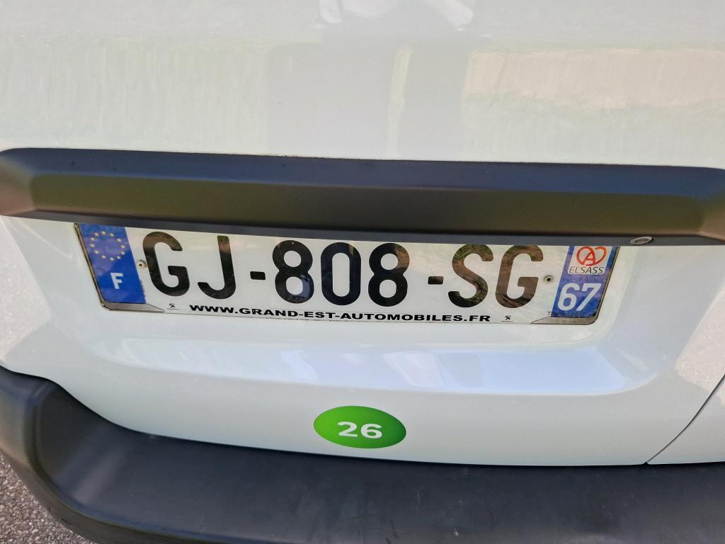 Peugeot EXPERT FGN TOLE STANDARD 1.5 BLUEHDI 120 S&S BVM6 ASPHALT 2022