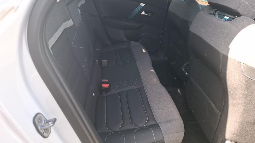 Foto Citroën ë-C4 12