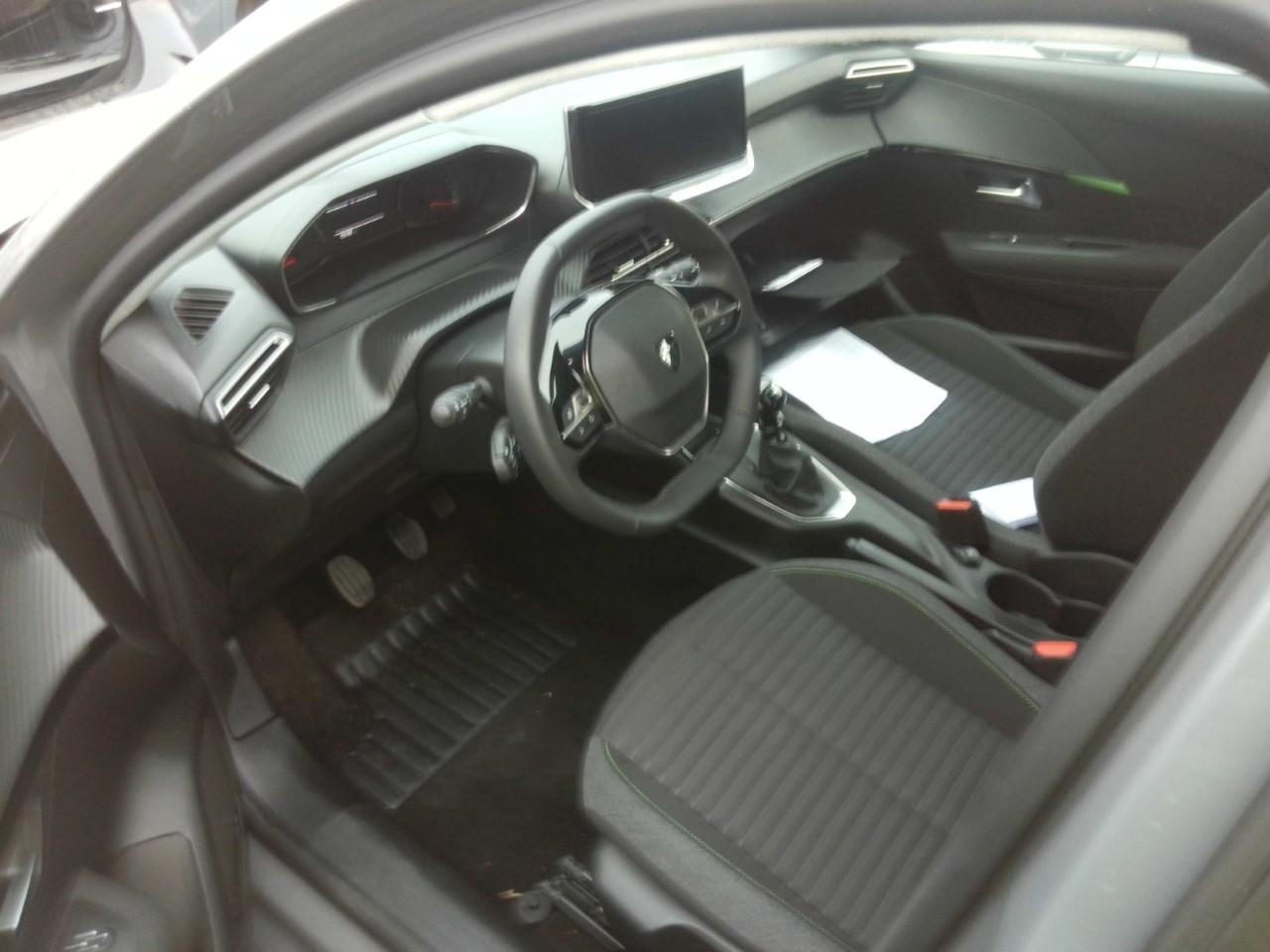 Foto Peugeot 208 7