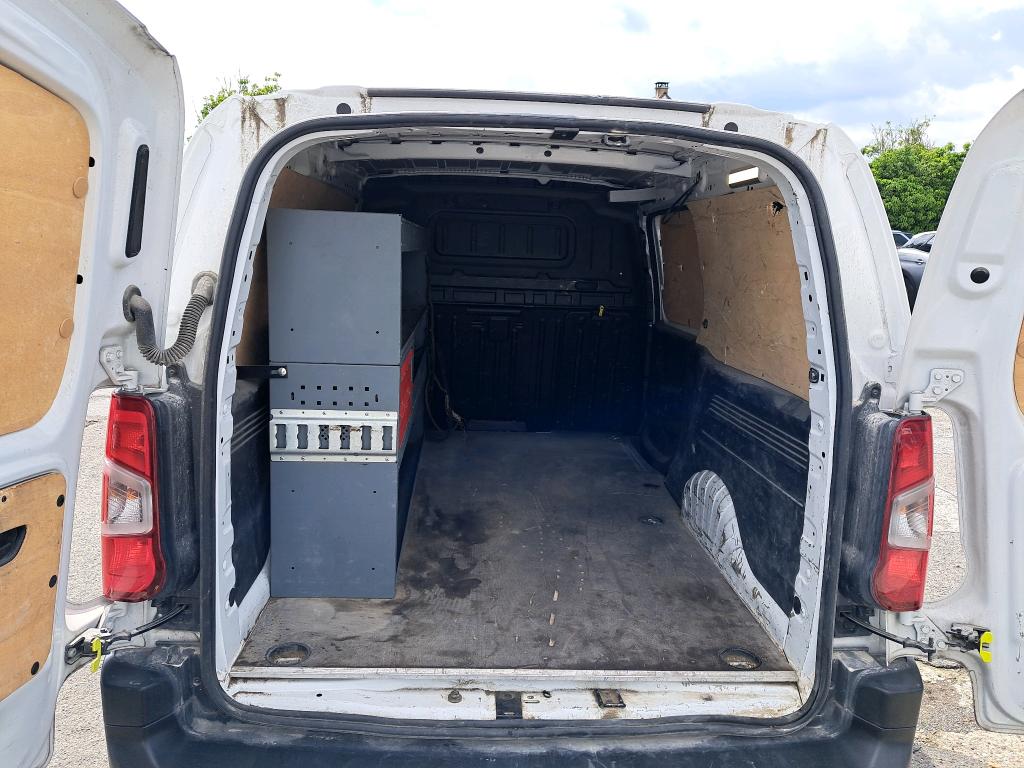 Peugeot PARTNER FOURGON LONG 950 KG BLUEHDI 130 S&S BVM6 ASPHALT 2021