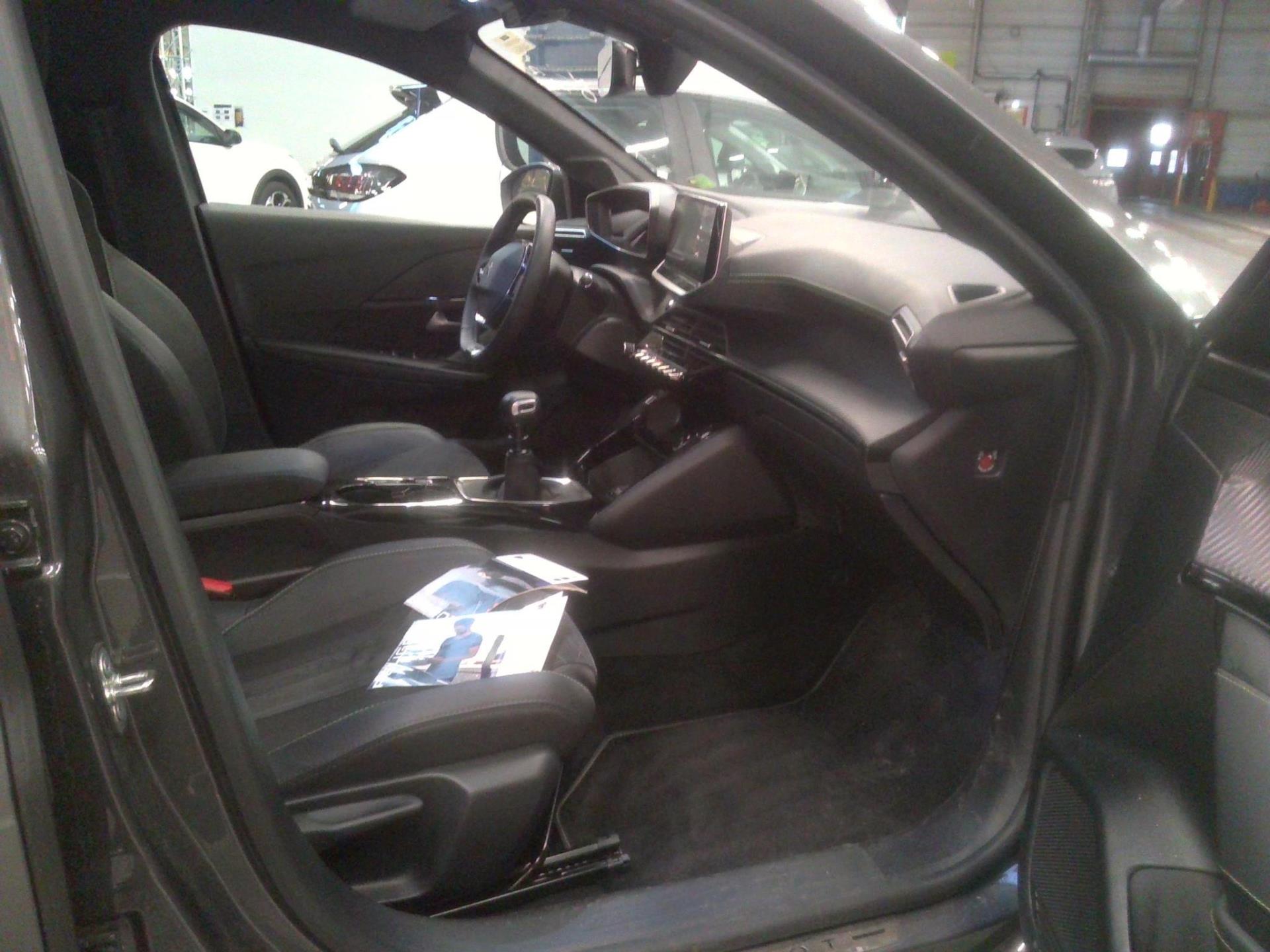 Peugeot 208 PureTech 100 S&S BVM6 GT Pack 2022