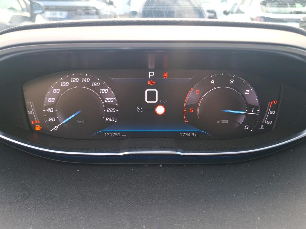Peugeot 3008 BlueHDi 130ch S&S EAT8 Active Pack 2022