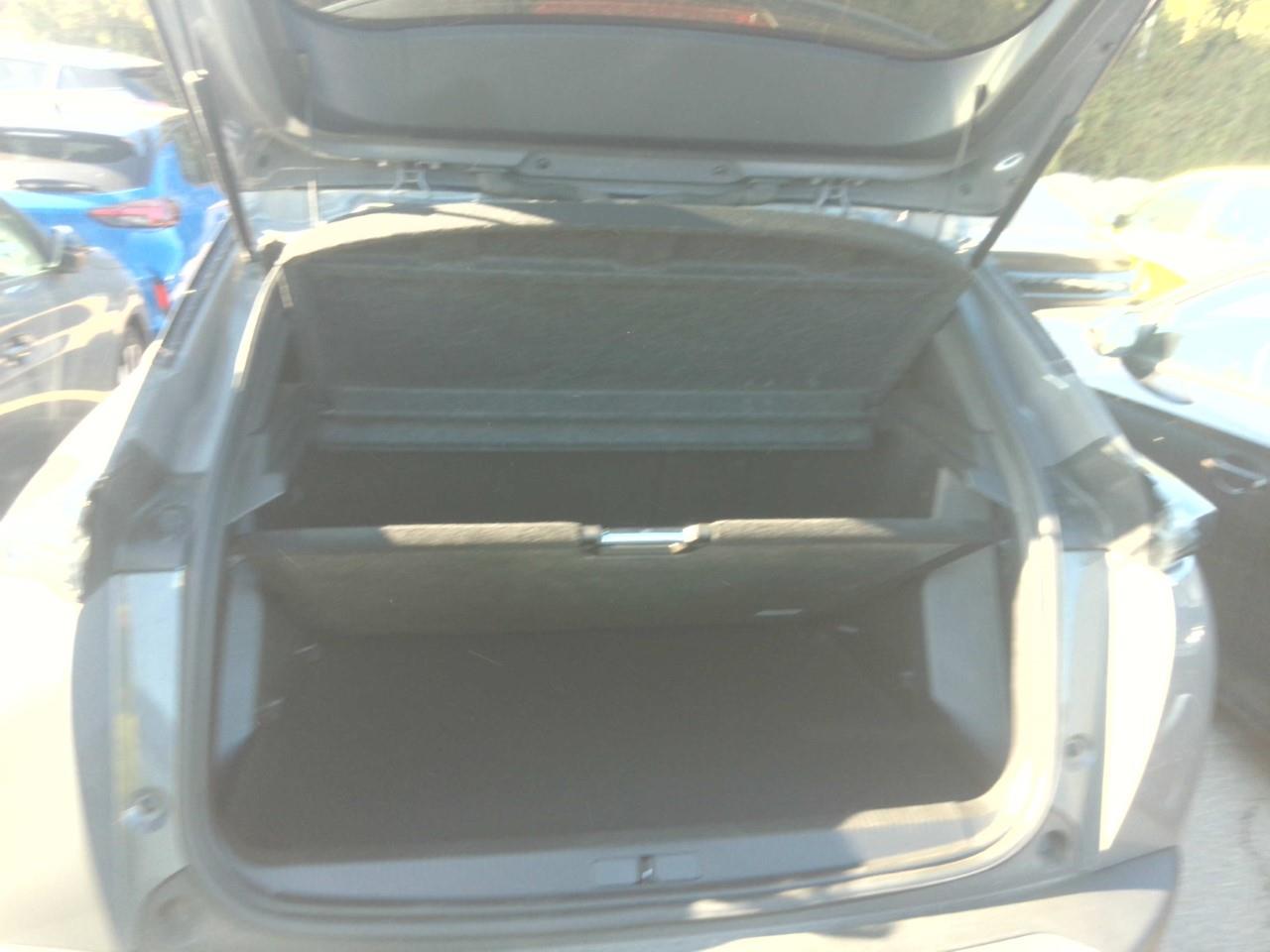 Foto Peugeot 2008 11