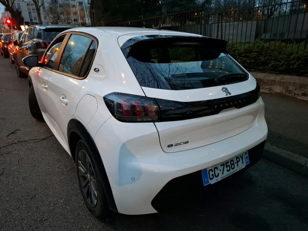 Peugeot 208 ELECTRIQUE 50 KWH 136 ACTIVE BUSINESS R 2021
