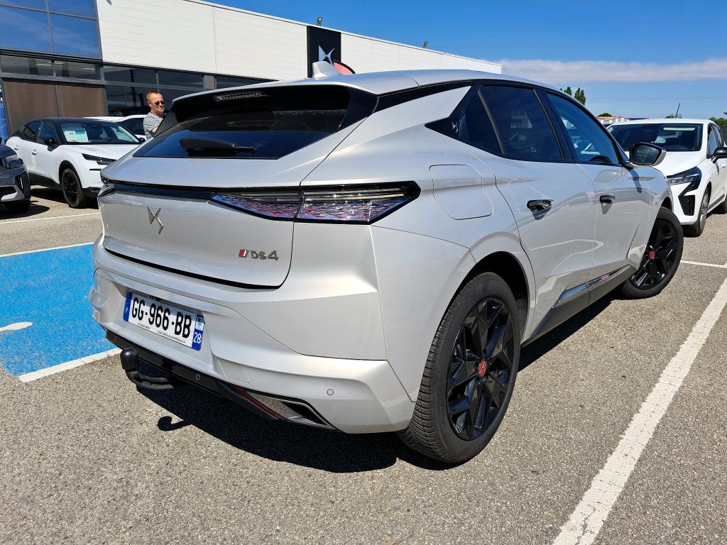 DS DS 4 BlueHDi 130 EAT8 Performance Line+ 2022